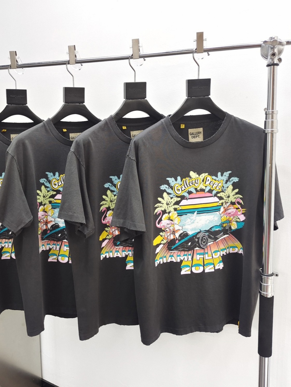 1:1 quality version Miami Limited Floral Racing Print Tee