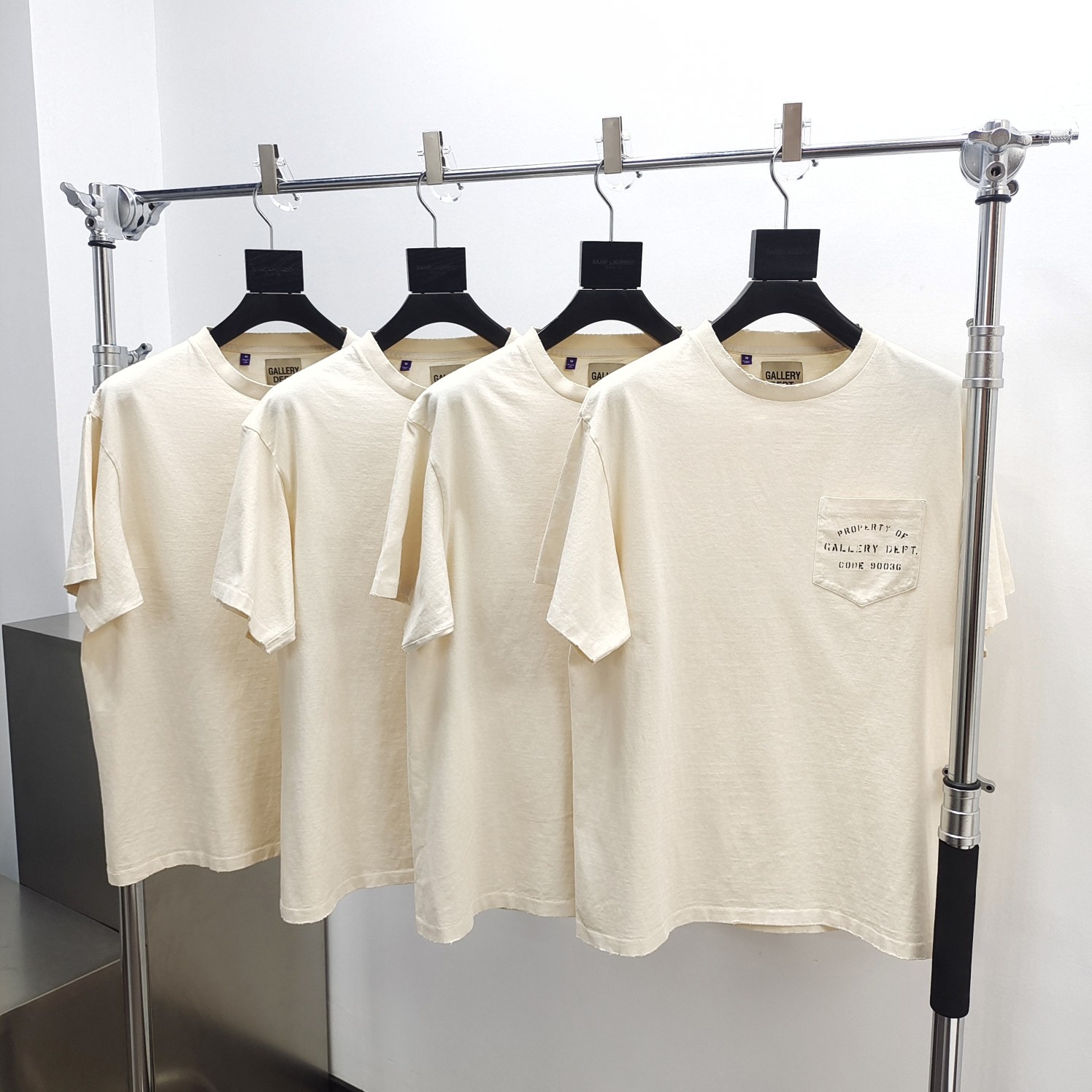 1:1 quality version Pocket Letter Logo Print Tee