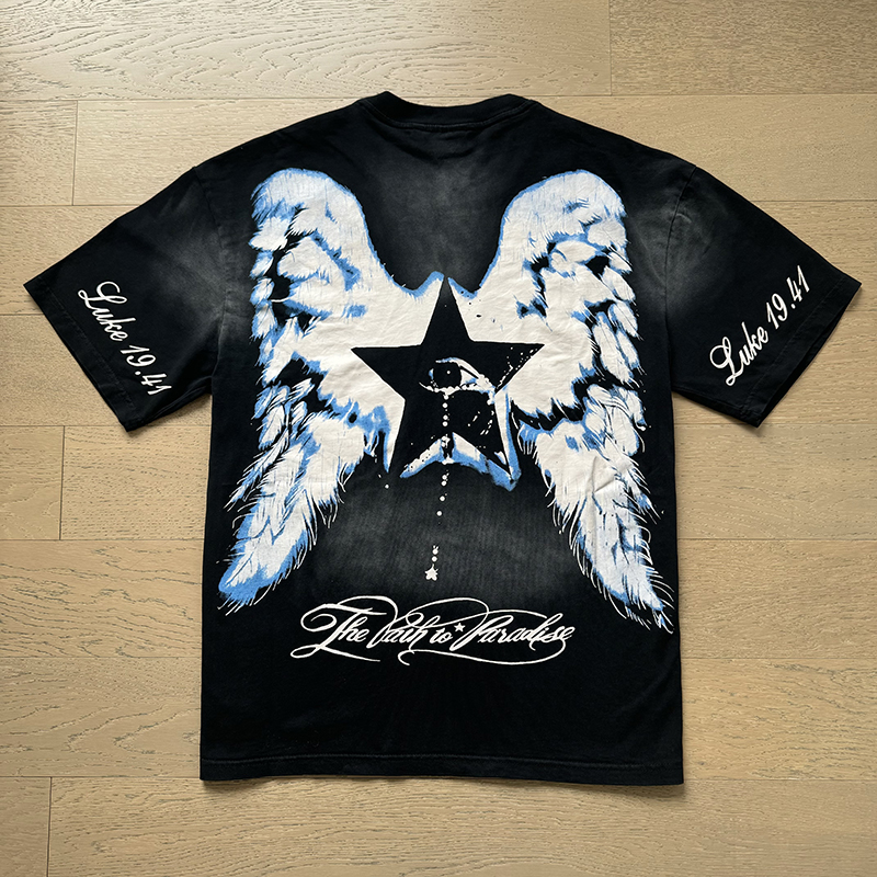 Weeping figures back angel wings printed washed version tee