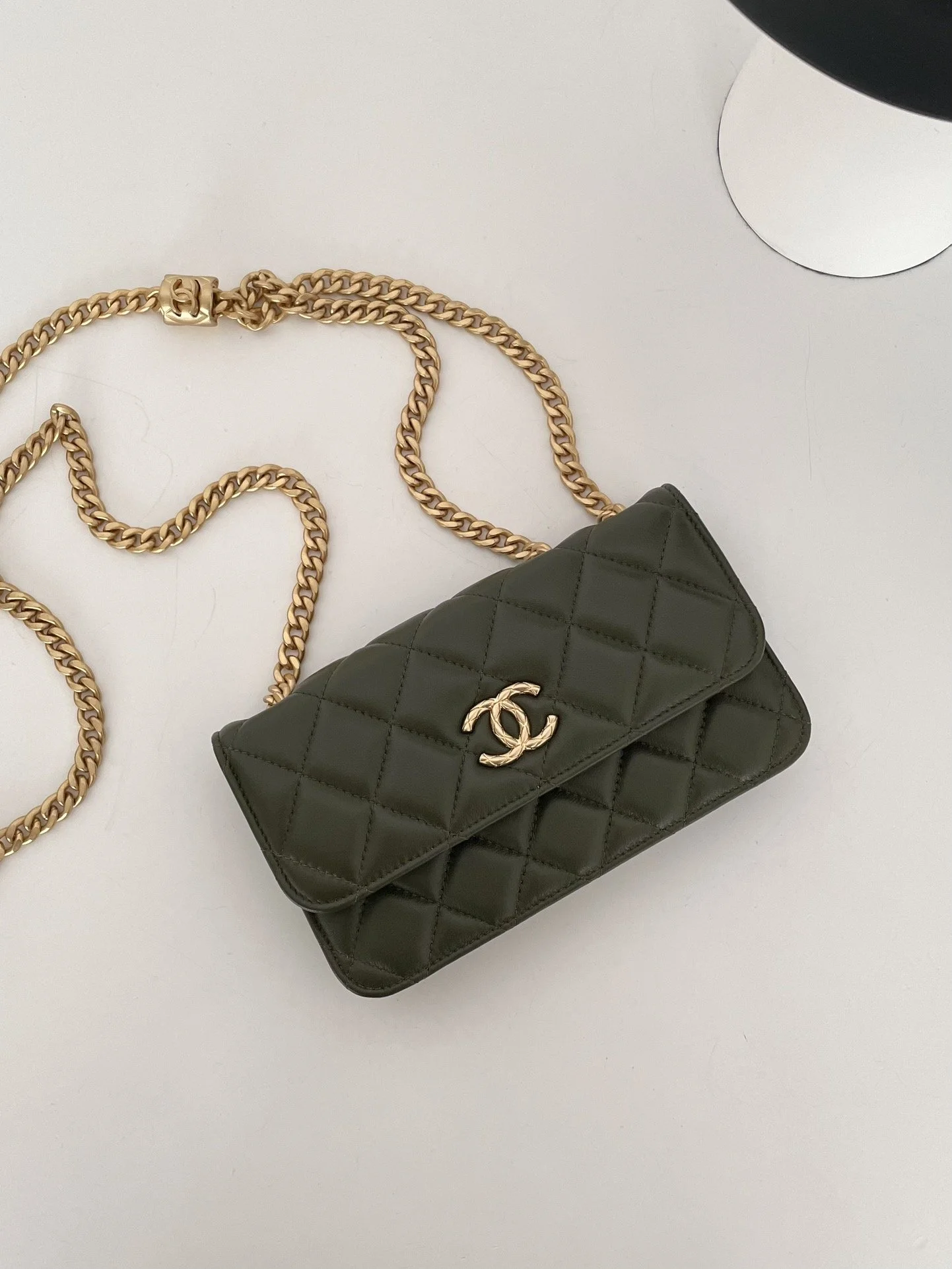 Chanel Wallet With Strap Dark Green For Women, Women’s Bags 6.7in/17cm