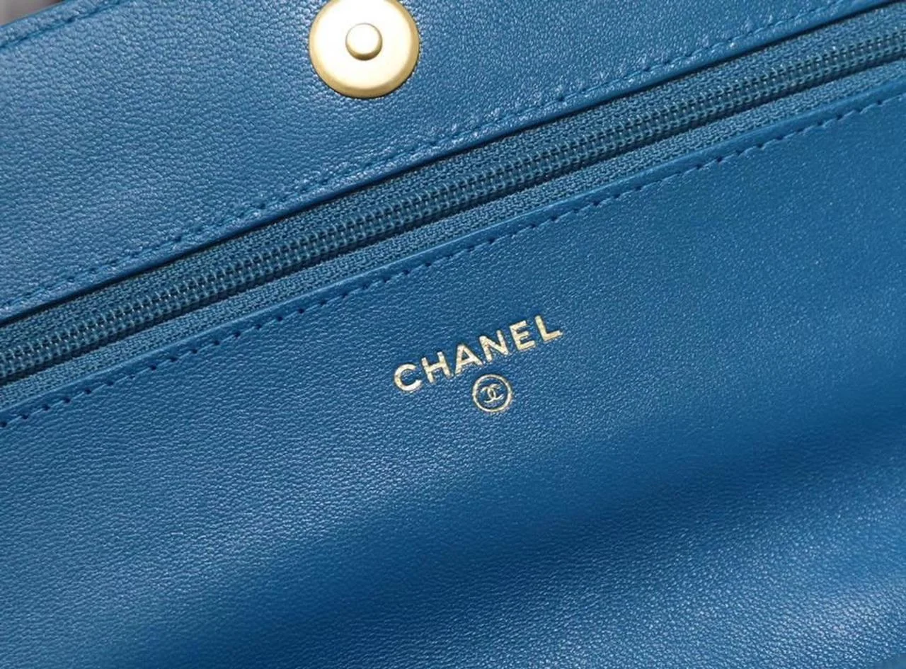 Chanel 19 WOC Flap Bag 20cm Goatskin Leather Spring/Summer Act 1 Collection, Blue