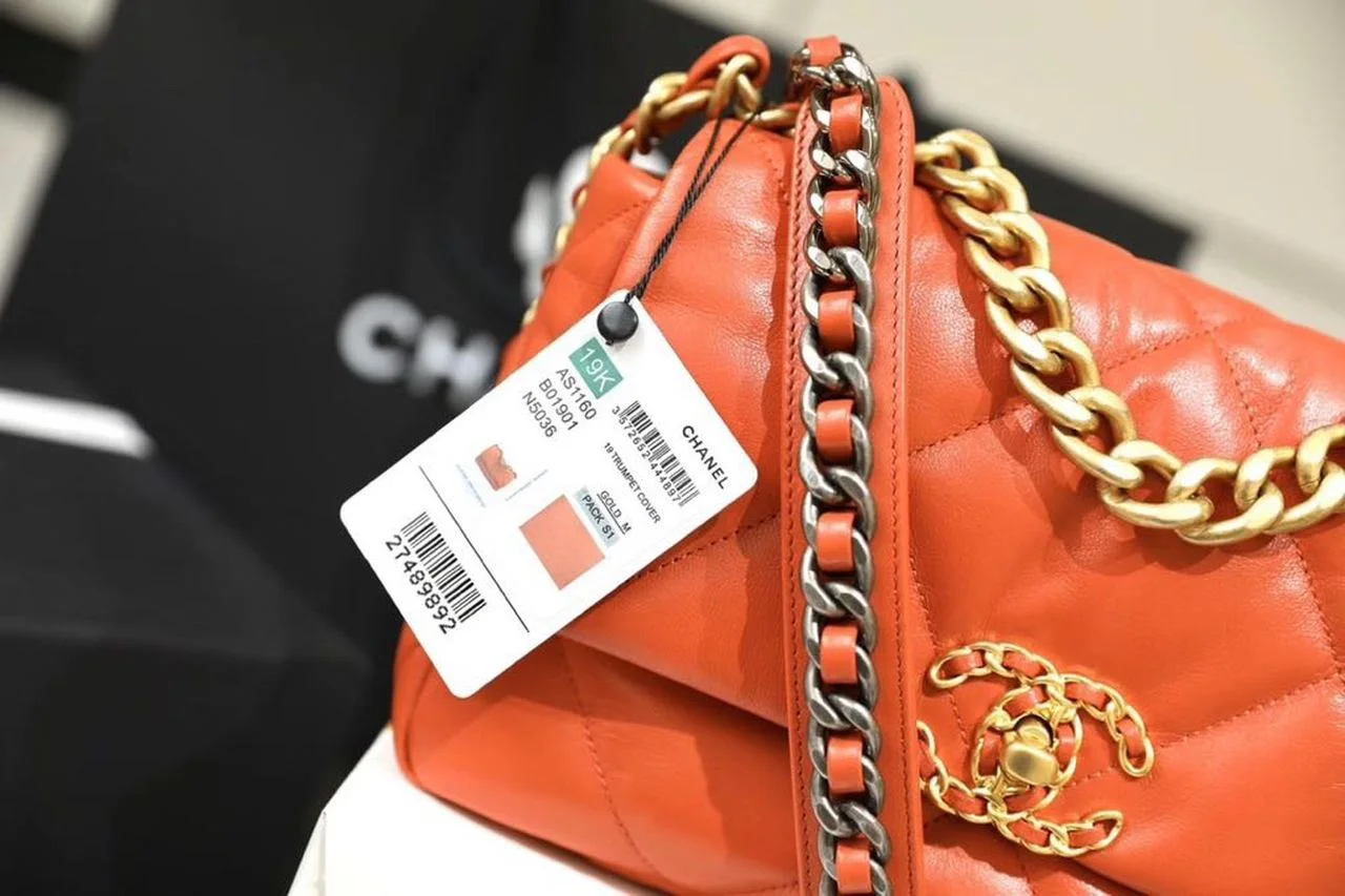 Chanel 19 Handbag 26cm Orange For Women AS1160