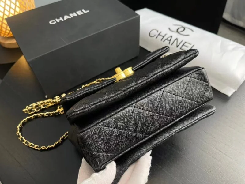 Chanel Cf Mini Black 20Cm A69900