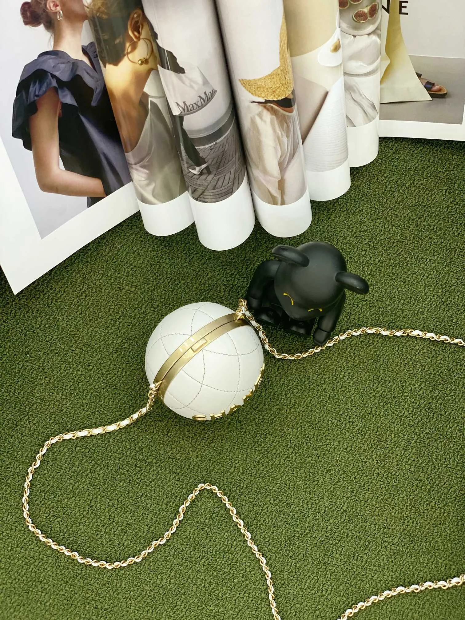 Chanel Ball Bag White and Gold Chain Bag For Women 8cm/3.15in