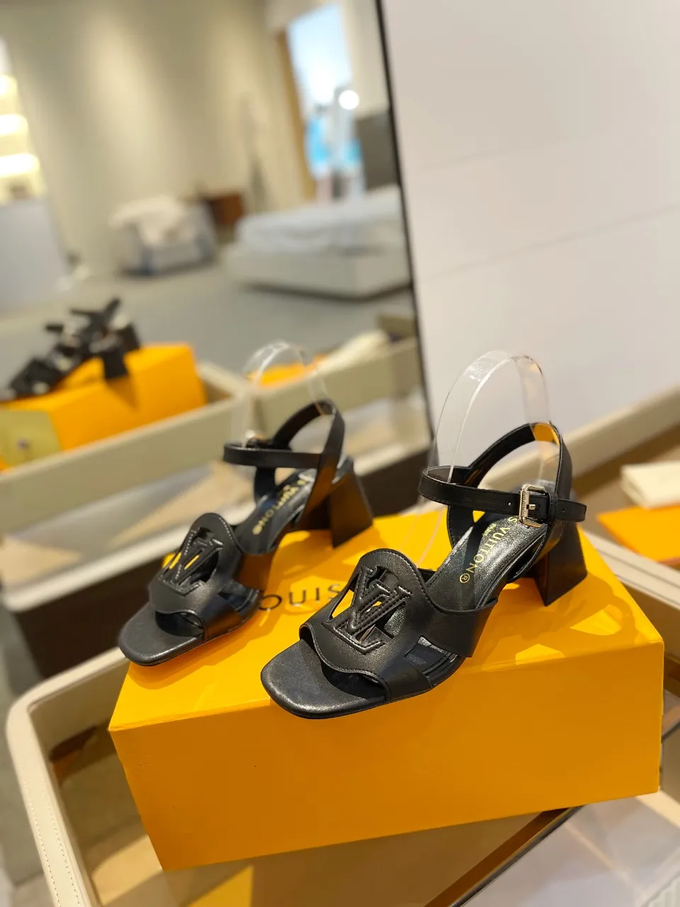 Louis new arrival women summer shoes