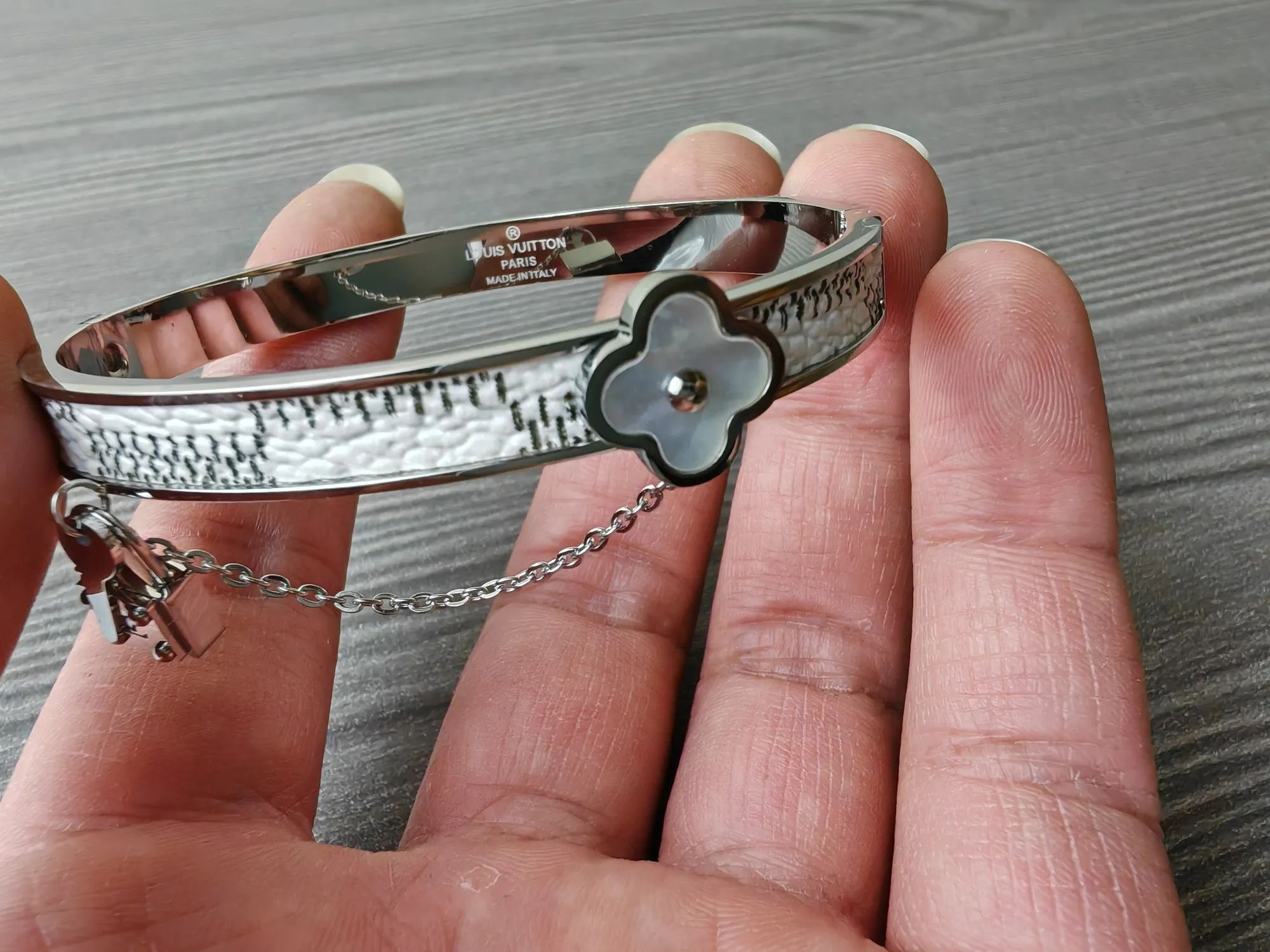 Lv New Arrival Bracelet 0016