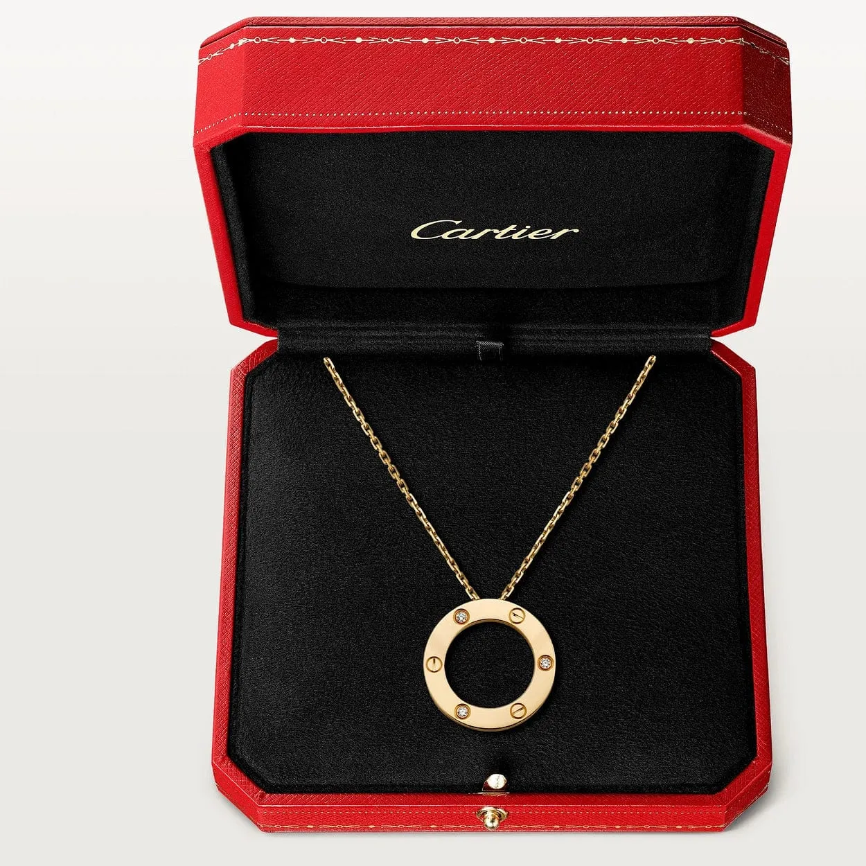 car The London Love Necklace With 3 Diamonds