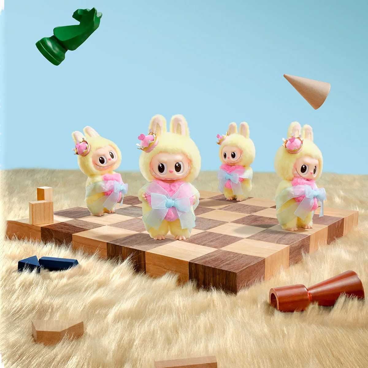 THE MONSTERS Let's Checkmate Series-Vinyl Plush Hanging Card