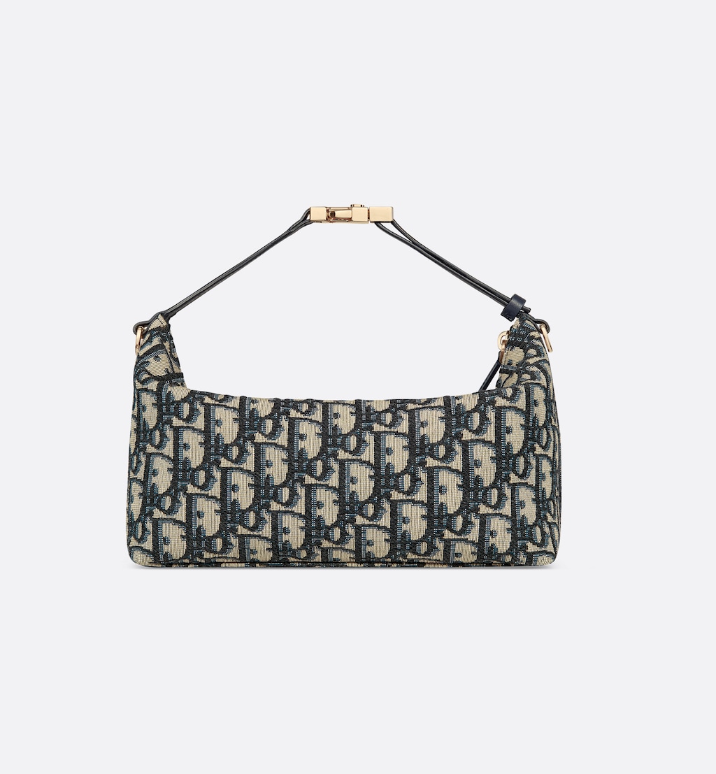 Medium Travel Nomad Pouch