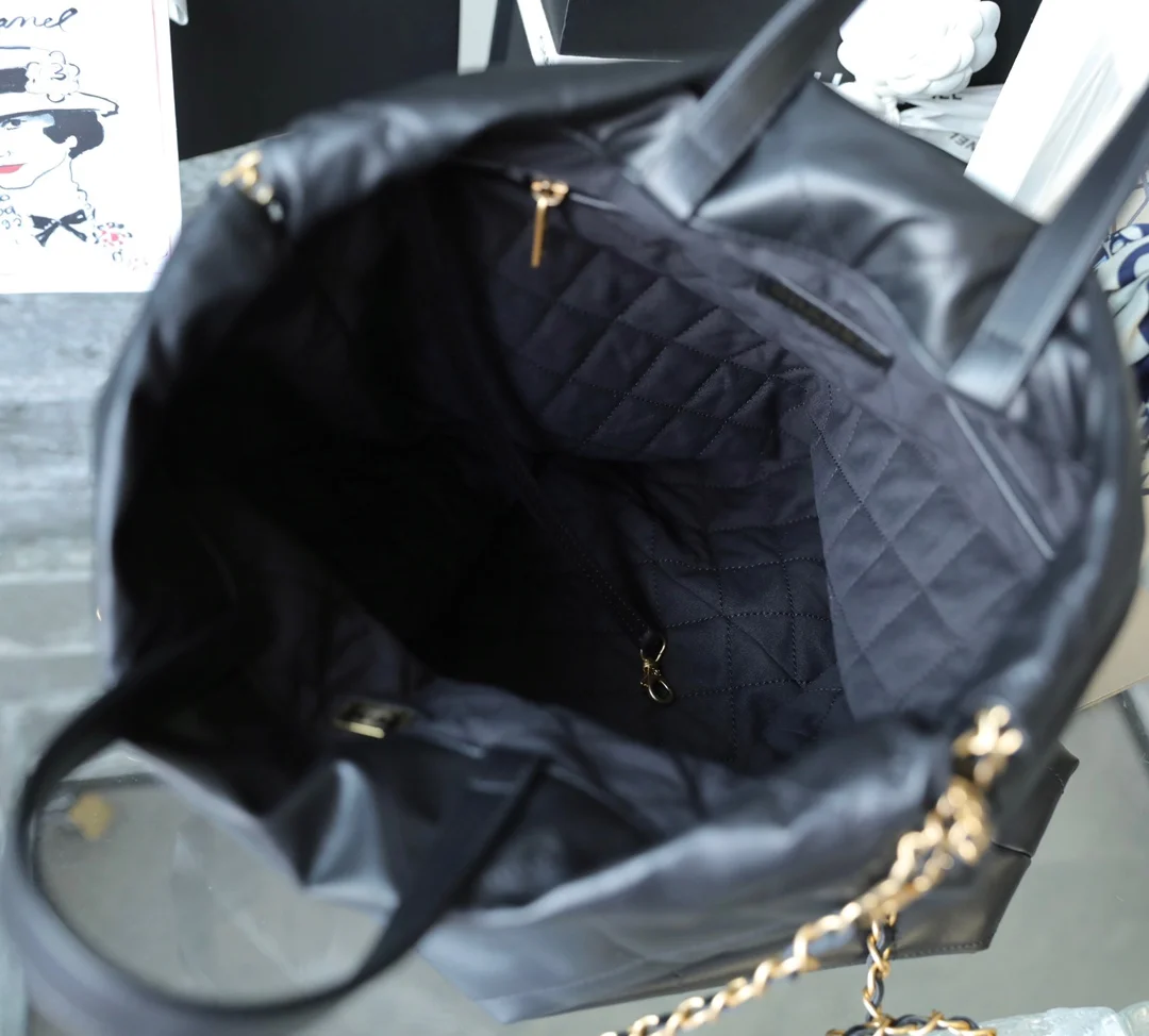Chanel Large CHANEL 22 Backpack Black For Women, Women’s Bags 19.9in/51cm AS3313 B08037 NH627