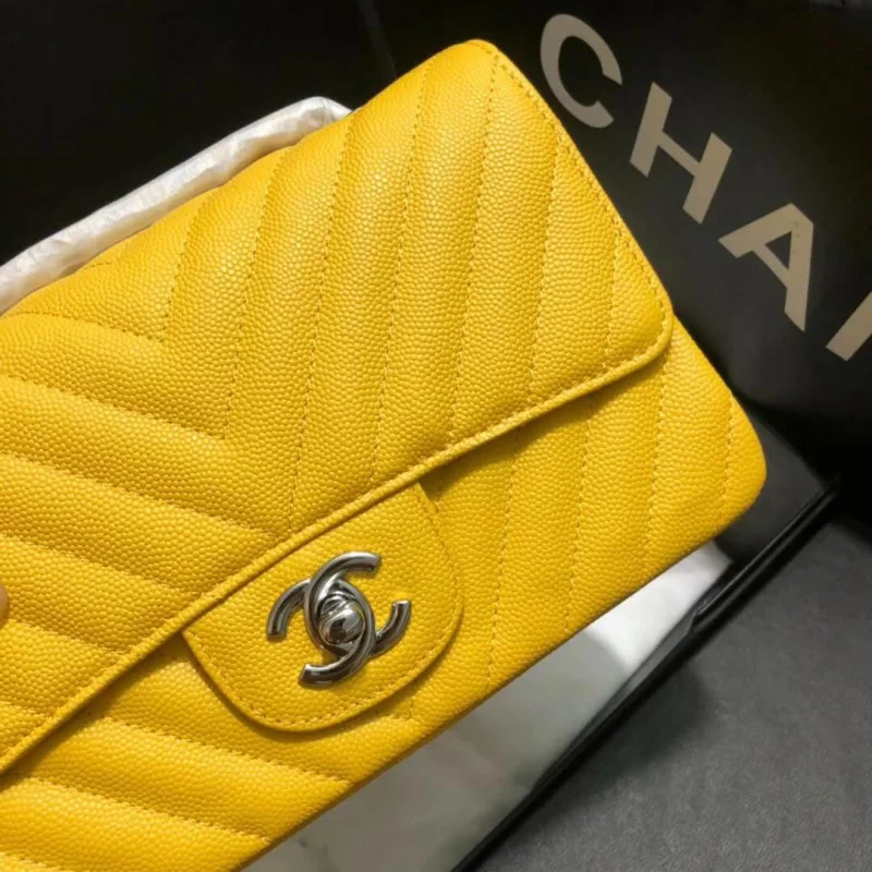 Chanel Chevron Caviar Leathe 20Cm Class-Flap Bag 1116