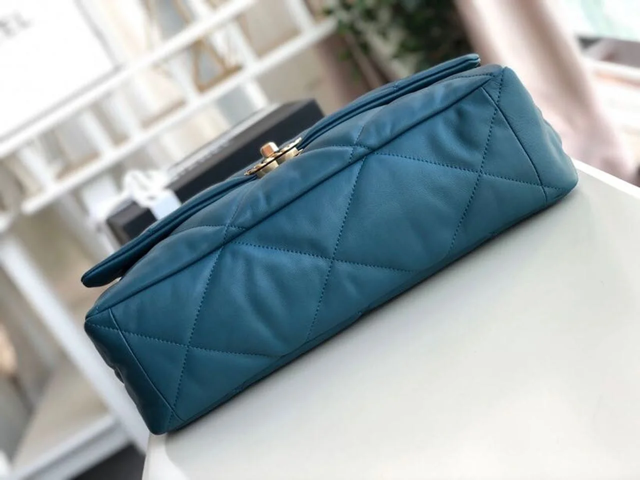 Chanel 19 Maxi Handbag Teal For Women, Women’s Bags, Shoulder And Crossbody Bags 14in/36cm AS1162