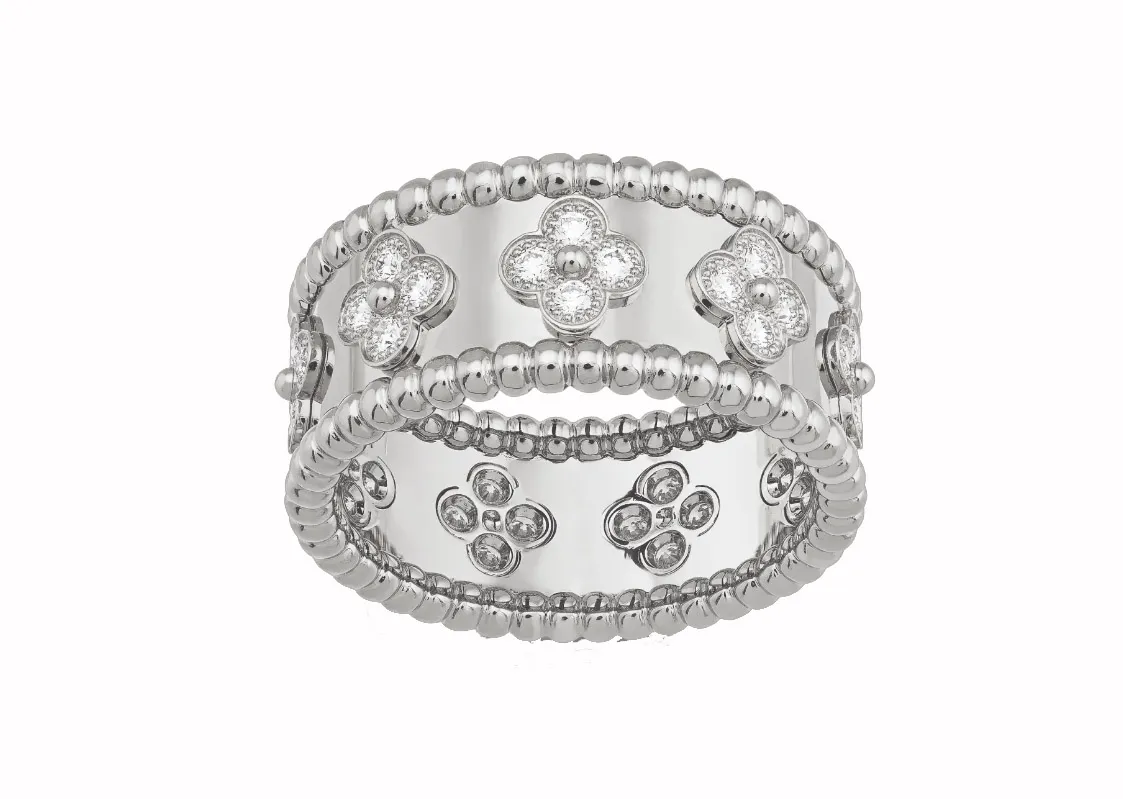 Perlée clovers ring