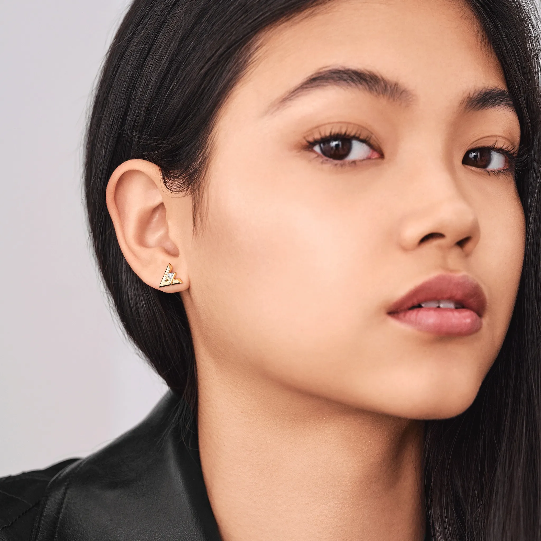 Louis Volt One Yellow K Gold and Diamond Stud Earrings - Single