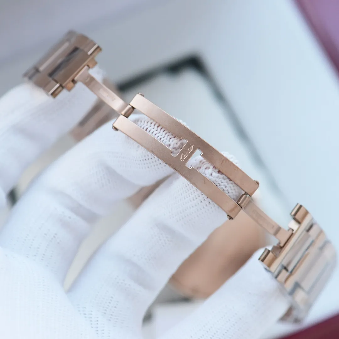 Car new arrival women watch size : 36mm*10mm