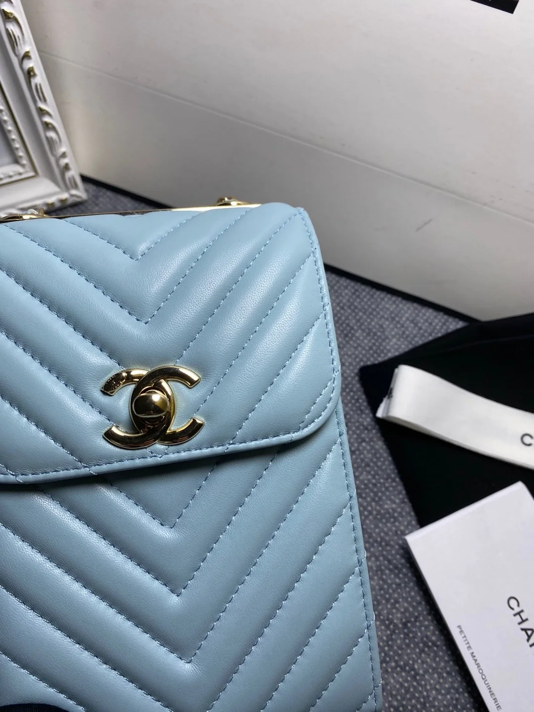 Chanel Chevron Trendy Cc Phone Light Blue Bag For Women 18cm/7in