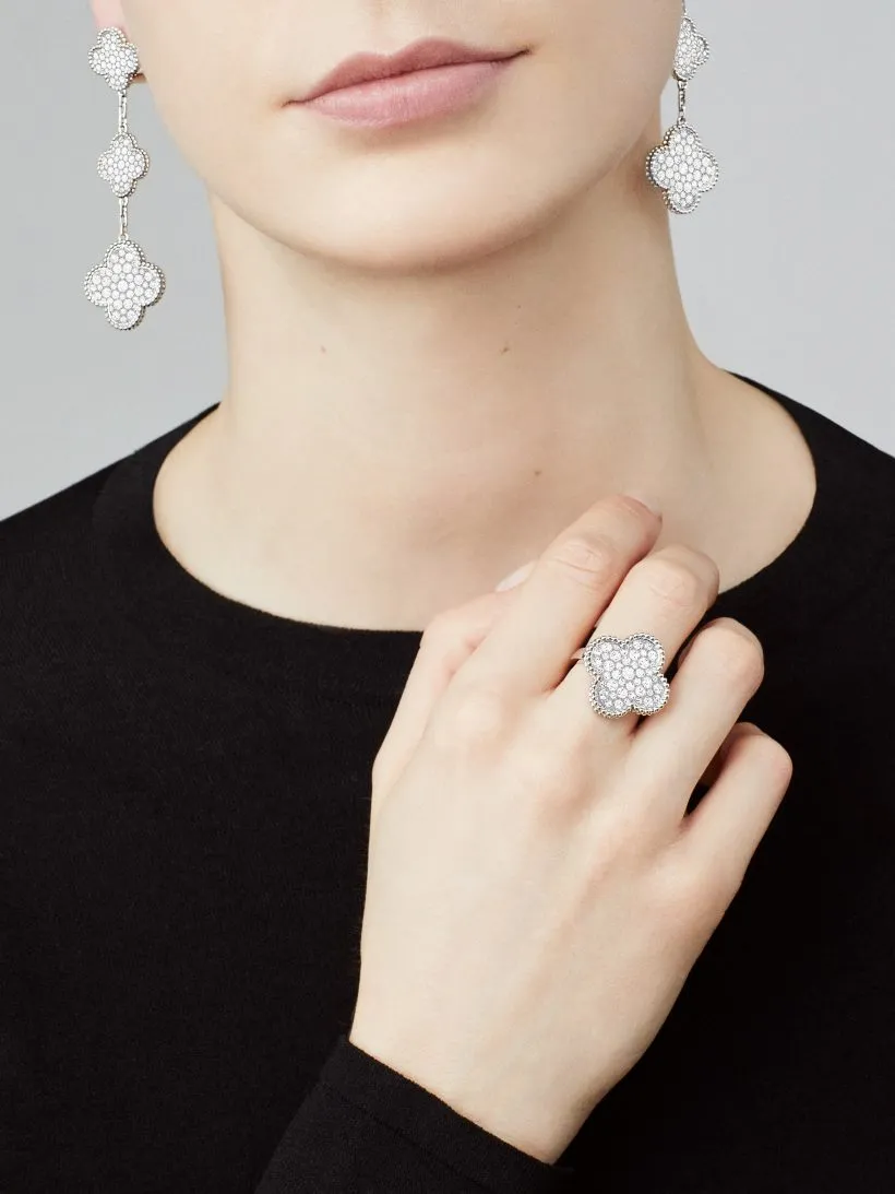 Magic Alhambra ring