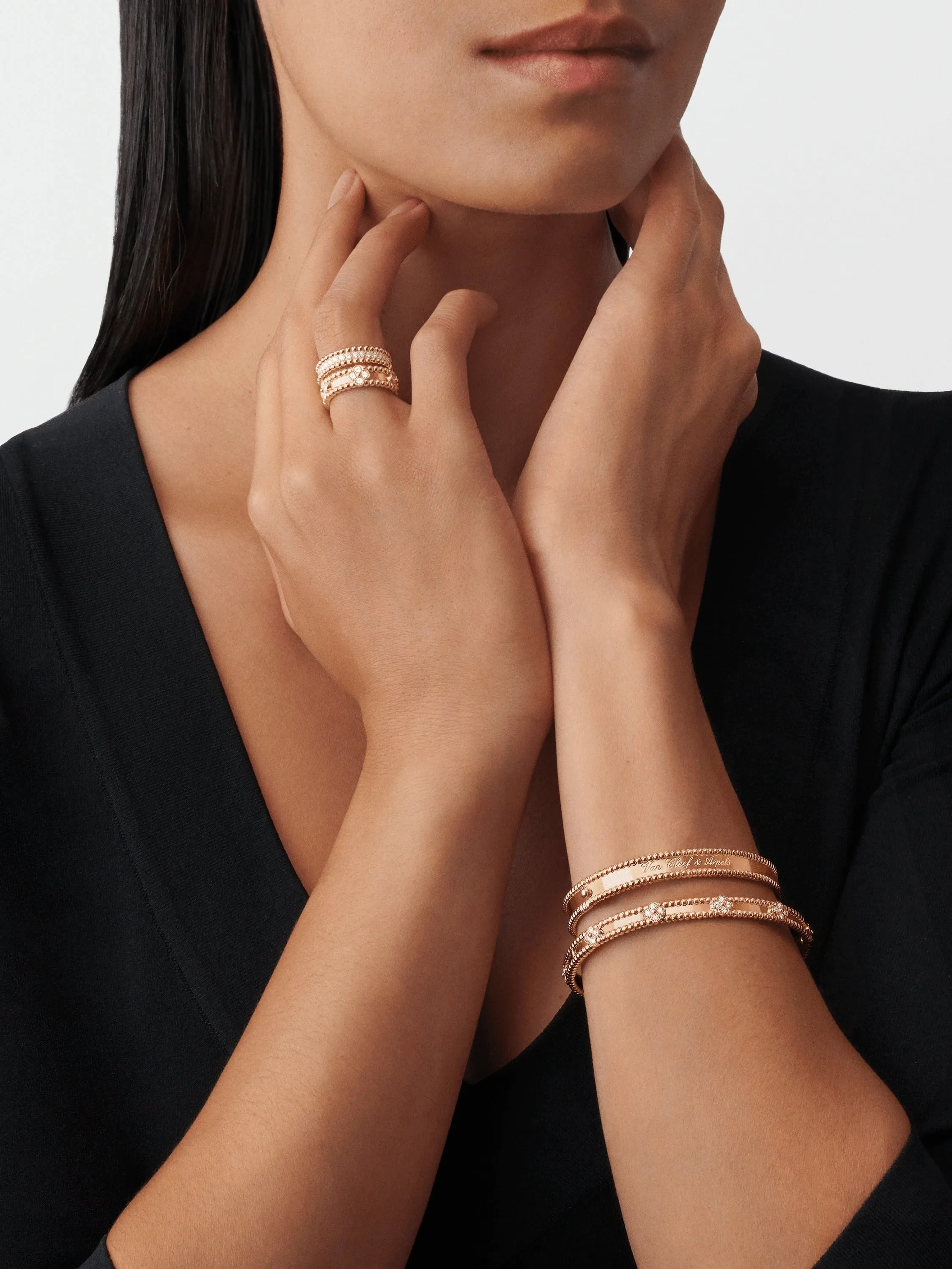 Perlée diamonds ring