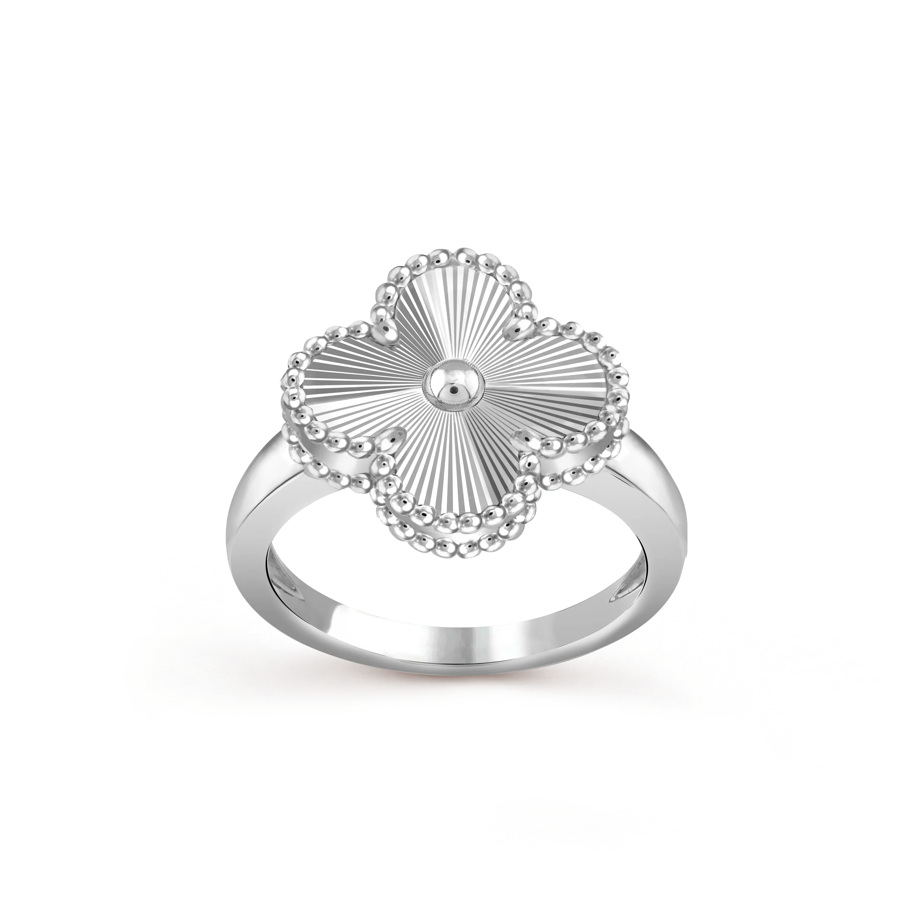 18K Van Cleef & Arpels Vintage Alhambra Ring