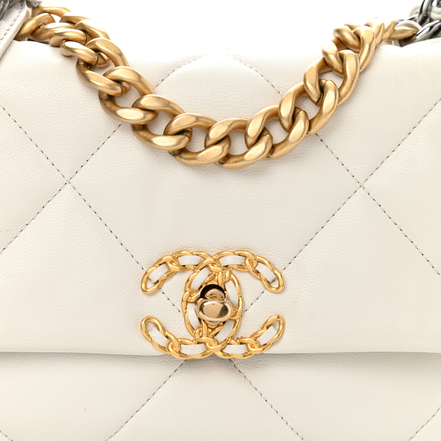 Goatskin Quilted Medium Chanel 19 Flap White
