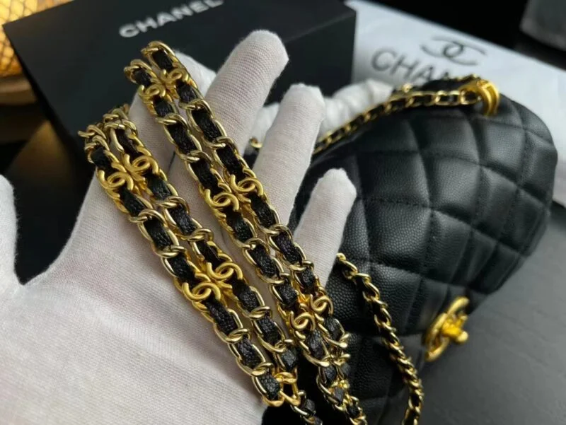 Chanel Cf Mini Black 20Cm A69900