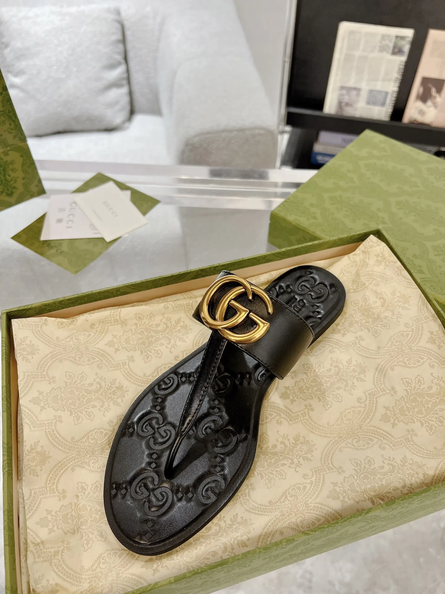 GG new arrival men and women slippers 02