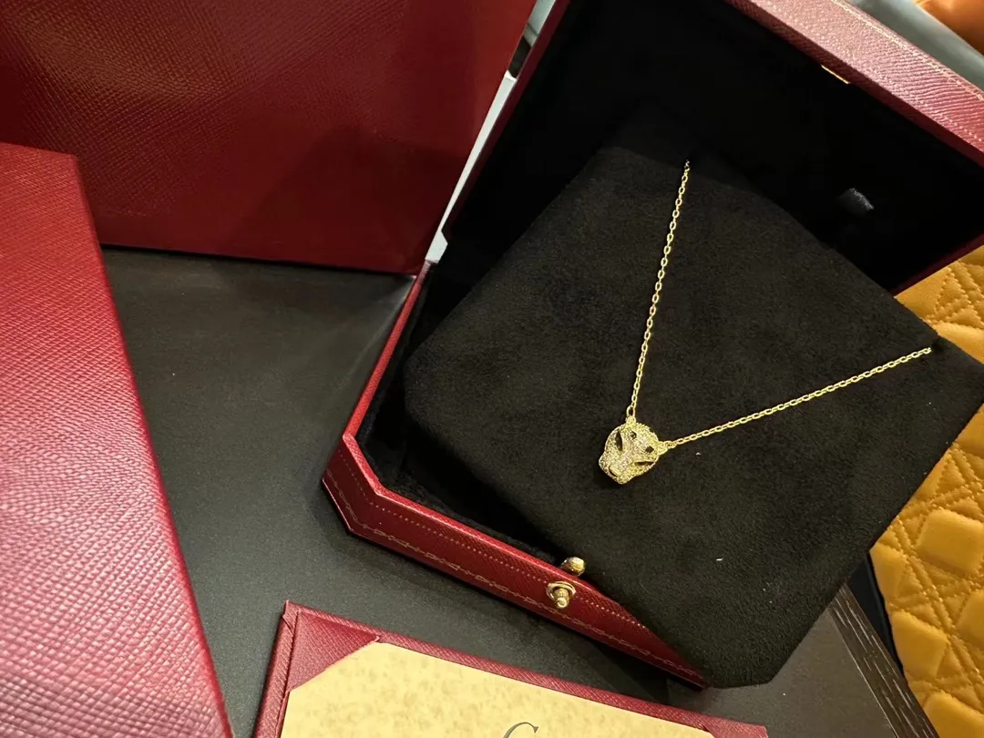 Car new arrival necklace