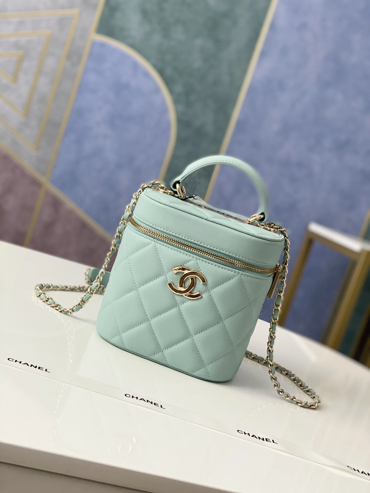 Chanel Vanity Case Gold Hardware Light Green For Women, Women’s Handbags, Shoulder Bags 9.4in/24cm