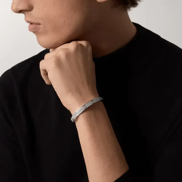 CAR LOVE BRACELET, DIAMOND-PAVED