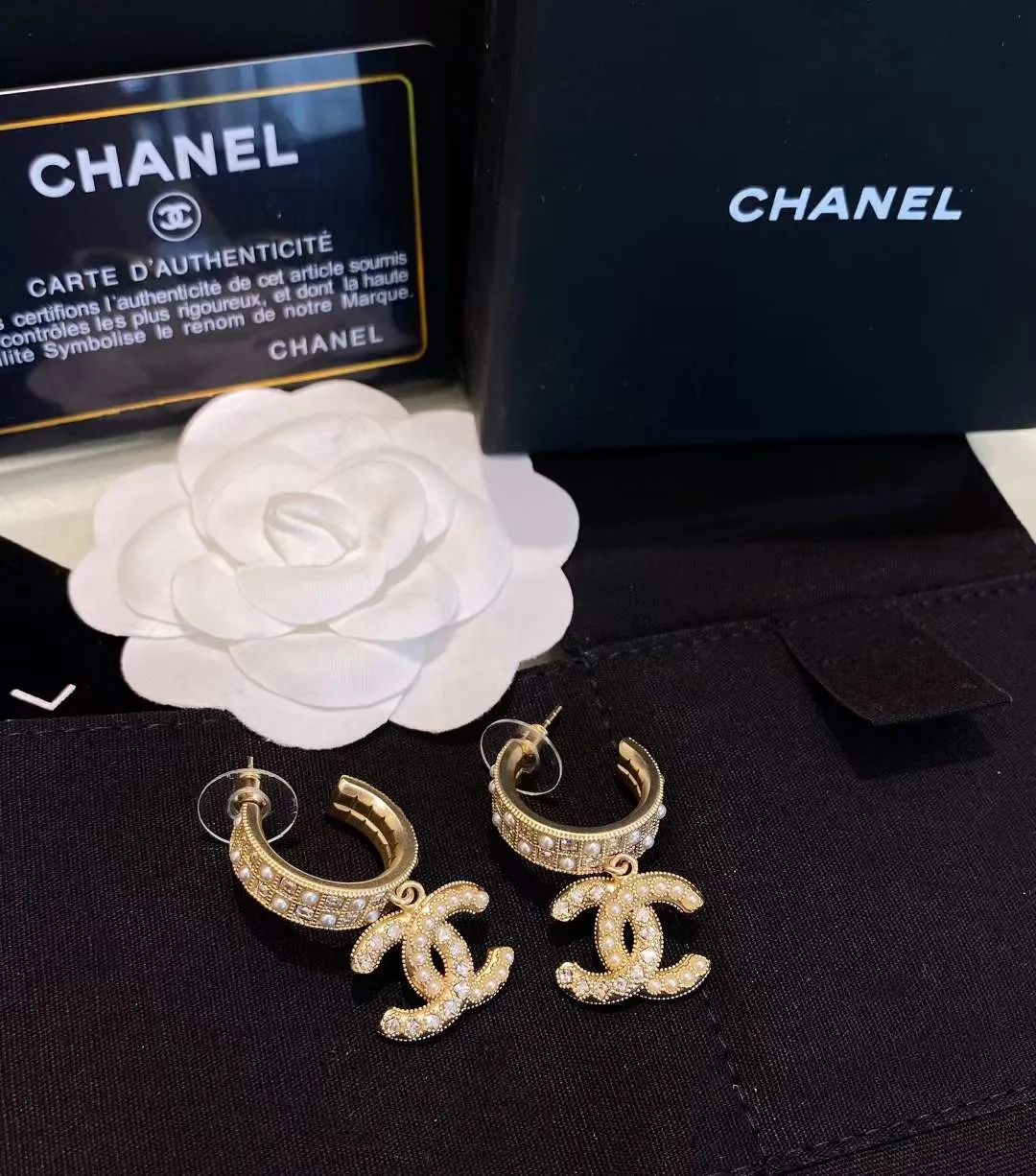 CHANEL EARRINGS