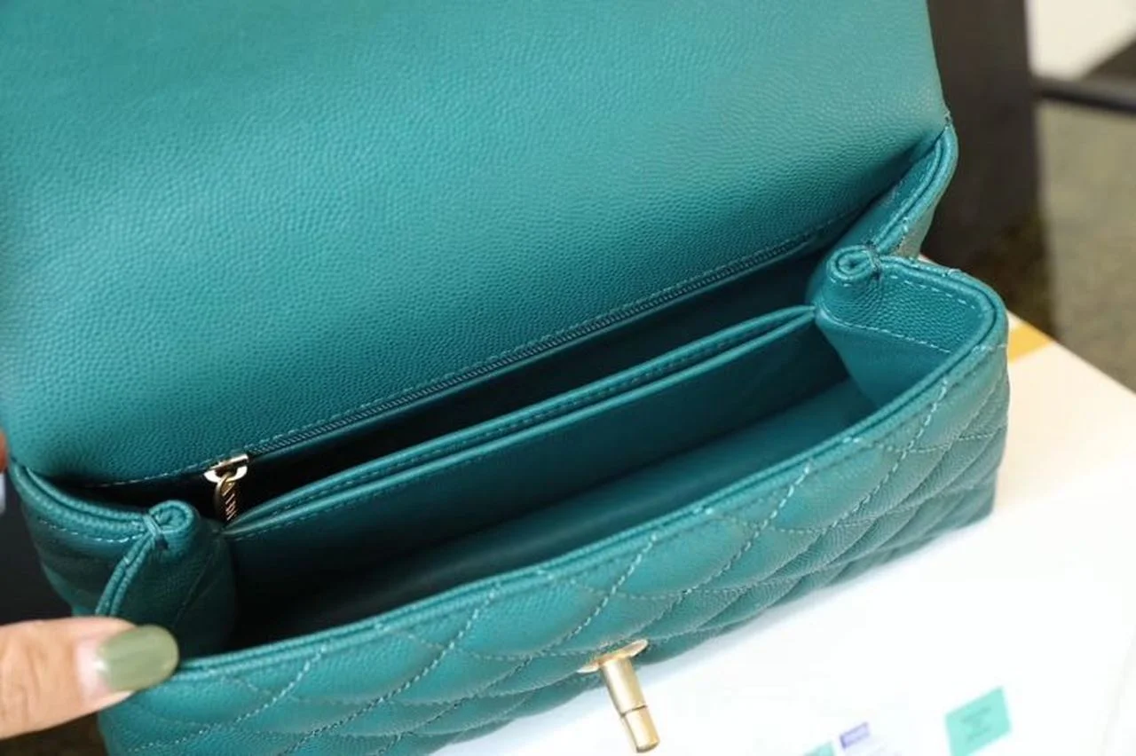 Chanel Medium Flap Bag With Top Handle Teal For Women, Womens Handbags, Shoulder And Crossbody Bags 9in/23cm A92990