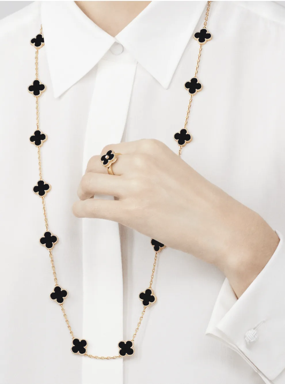Van Cleef&Arpels VintageAlhambra long necklace