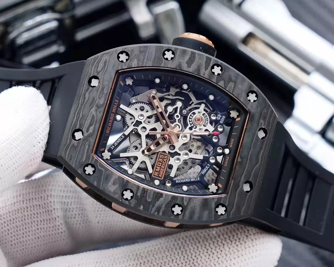 RM 35-02 Black Bezel Rose Gold Hands Black Rubber Strap RUML3