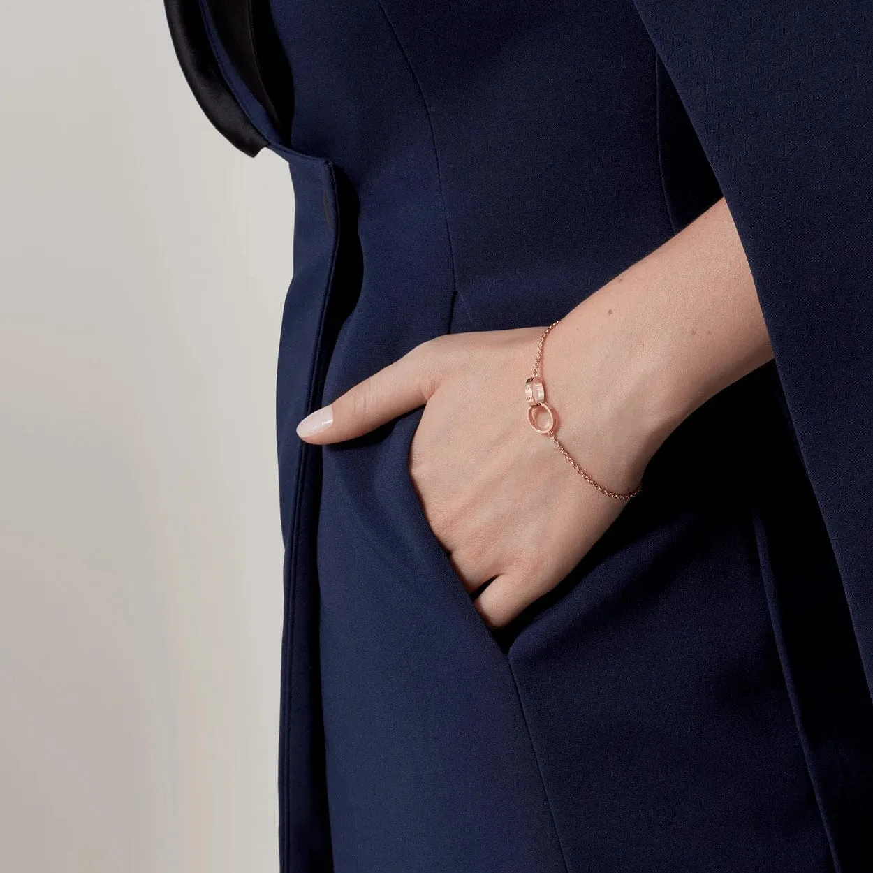 car Love Bracelet Interlocking Circles Bracelet