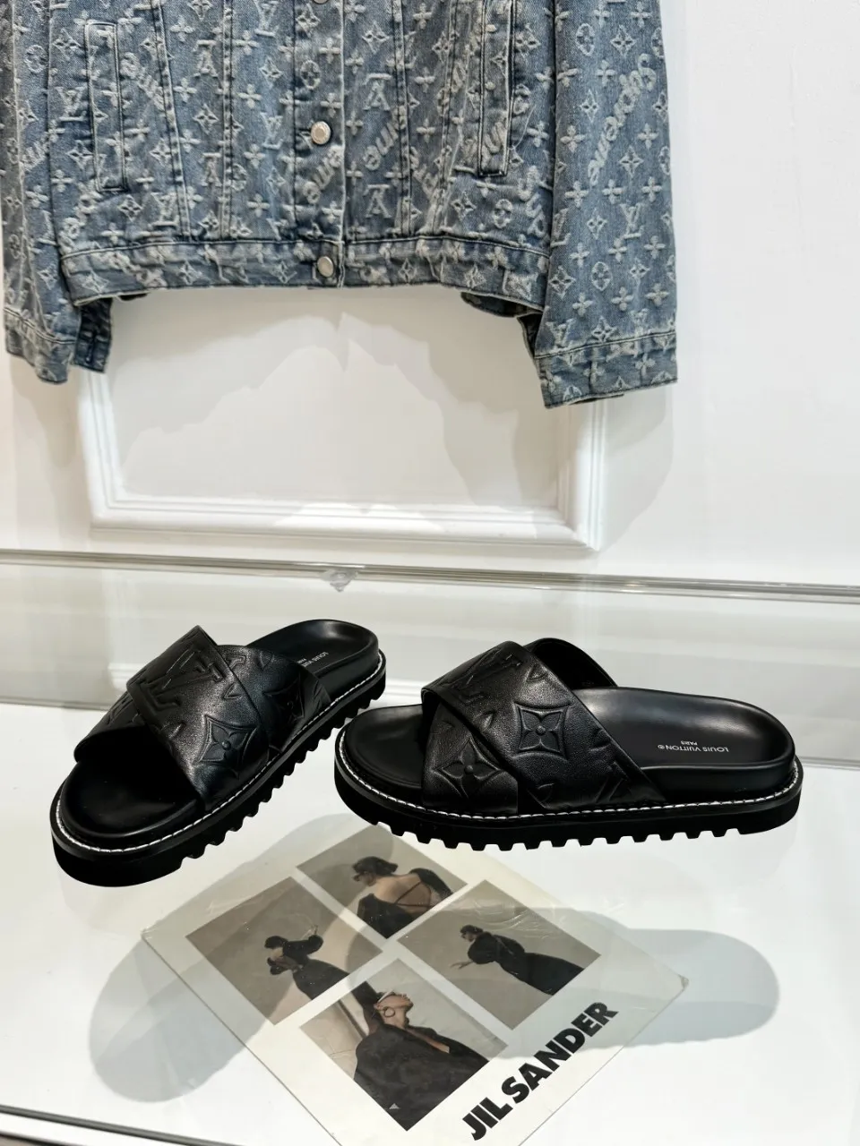 Louis new arrival summer slippers men and women