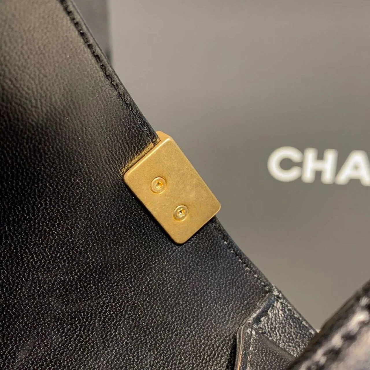 Chanel Boy Handbag Gold Toned Hardware Black For Women, Women’s Bags, Shoulder And Crossbody Bags 9.8in/25cm A67086