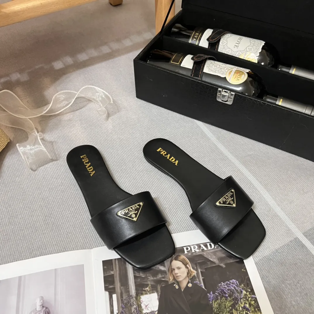 Pra new arrival women slippers