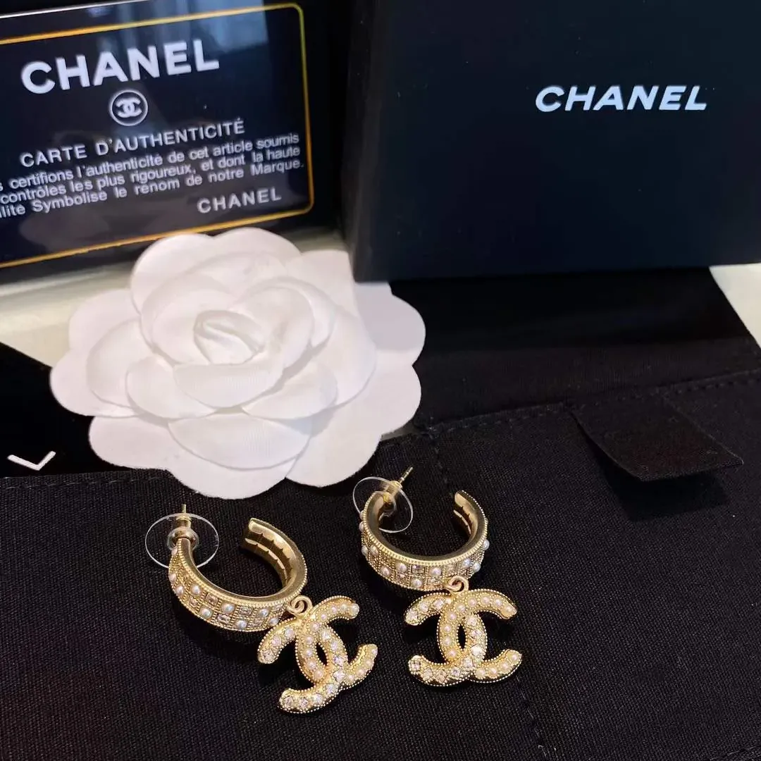 CHANEL EARRINGS