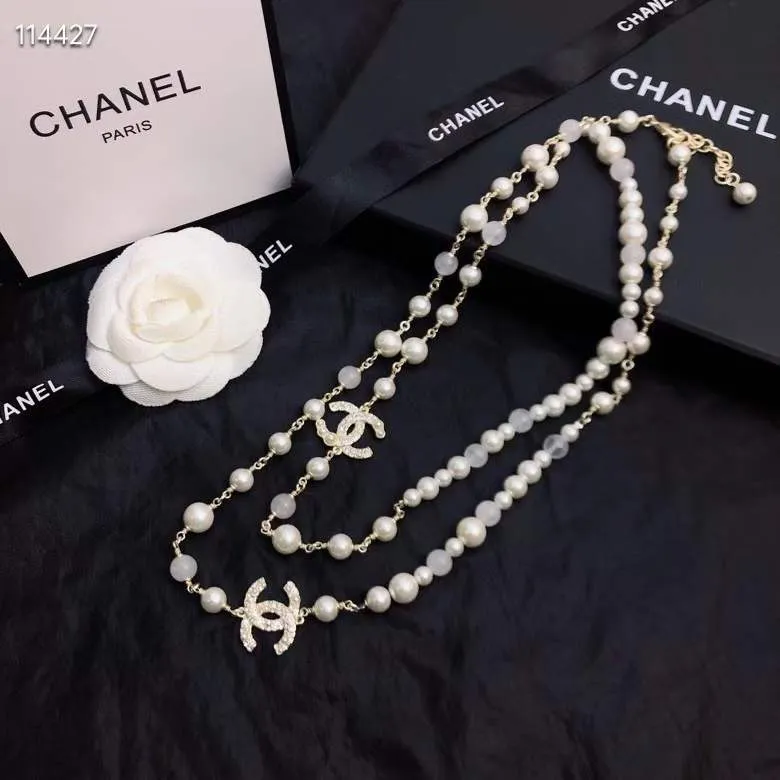 Chanel necklace & sweater chain pearl sweater chain