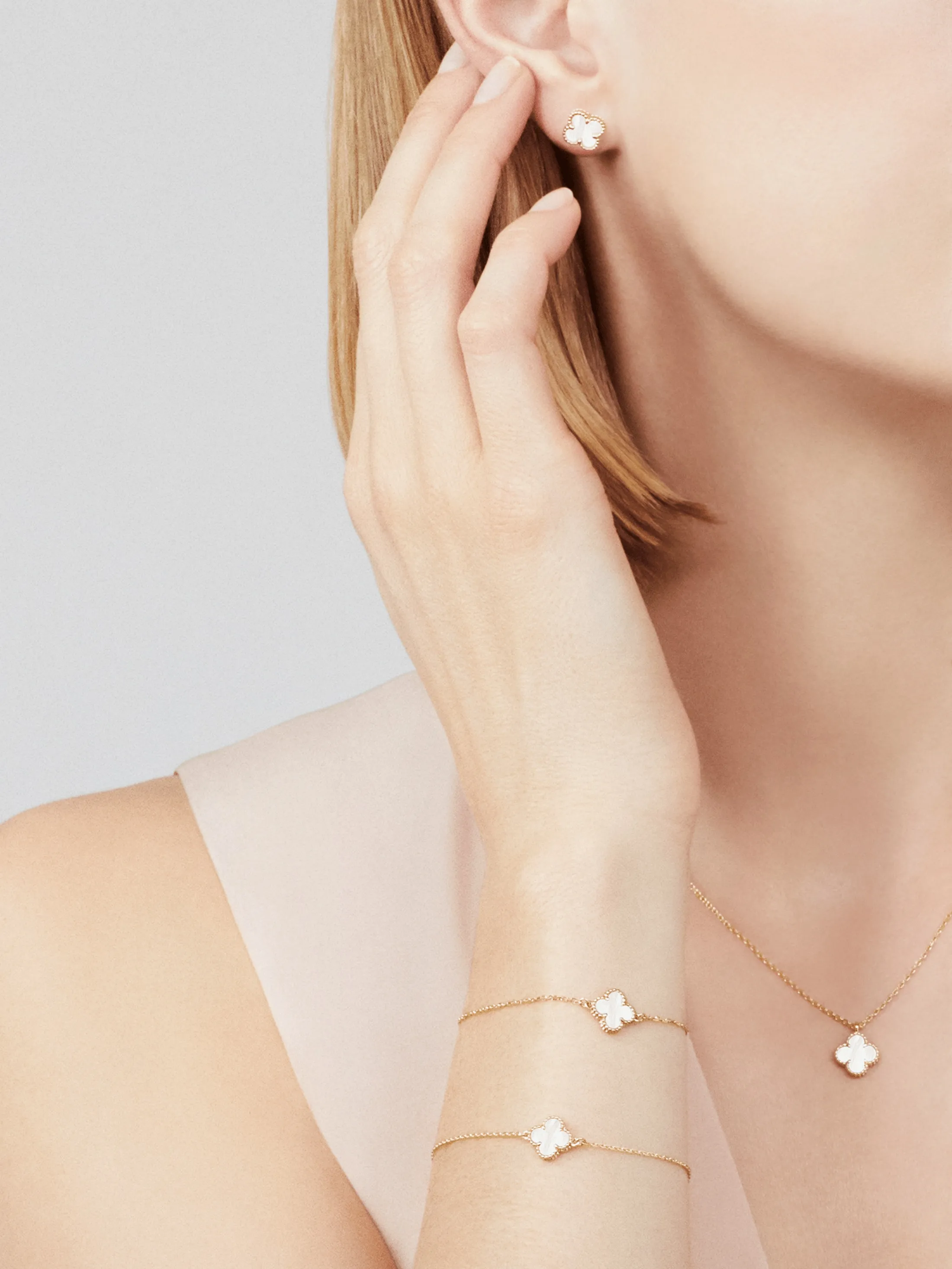 Van Cleef&Arpels Sweet Alhambra earstuds