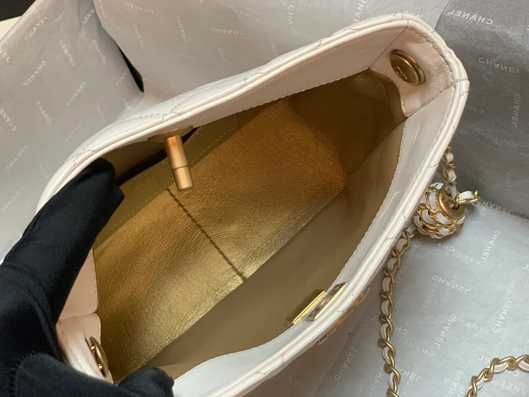 Chanel Hobo Handbag White Bag For Women 16cm/6in