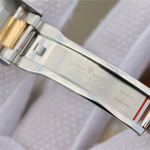 GMT-Master II Two Tone Black Dial 40mm