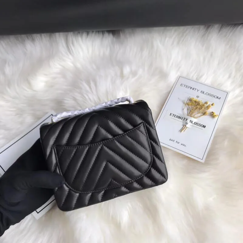 Chanel Chevron Lambskin 17Cm Class-Flap Bag 1115