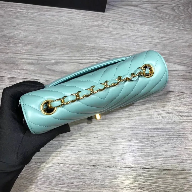 Chanel Chevron Lambskin 20Cm Class-Flap Bag 1116