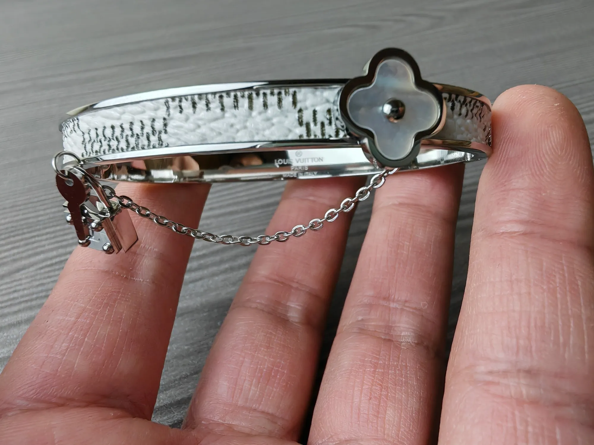 Lv New Arrival Bracelet 0016