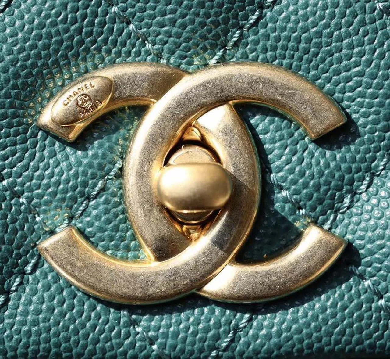 Chanel Large Flap Bag With Top Handle Teal For Women, Womens Handbags, Shoulder And Crossbody Bags 11in/28cm A92991