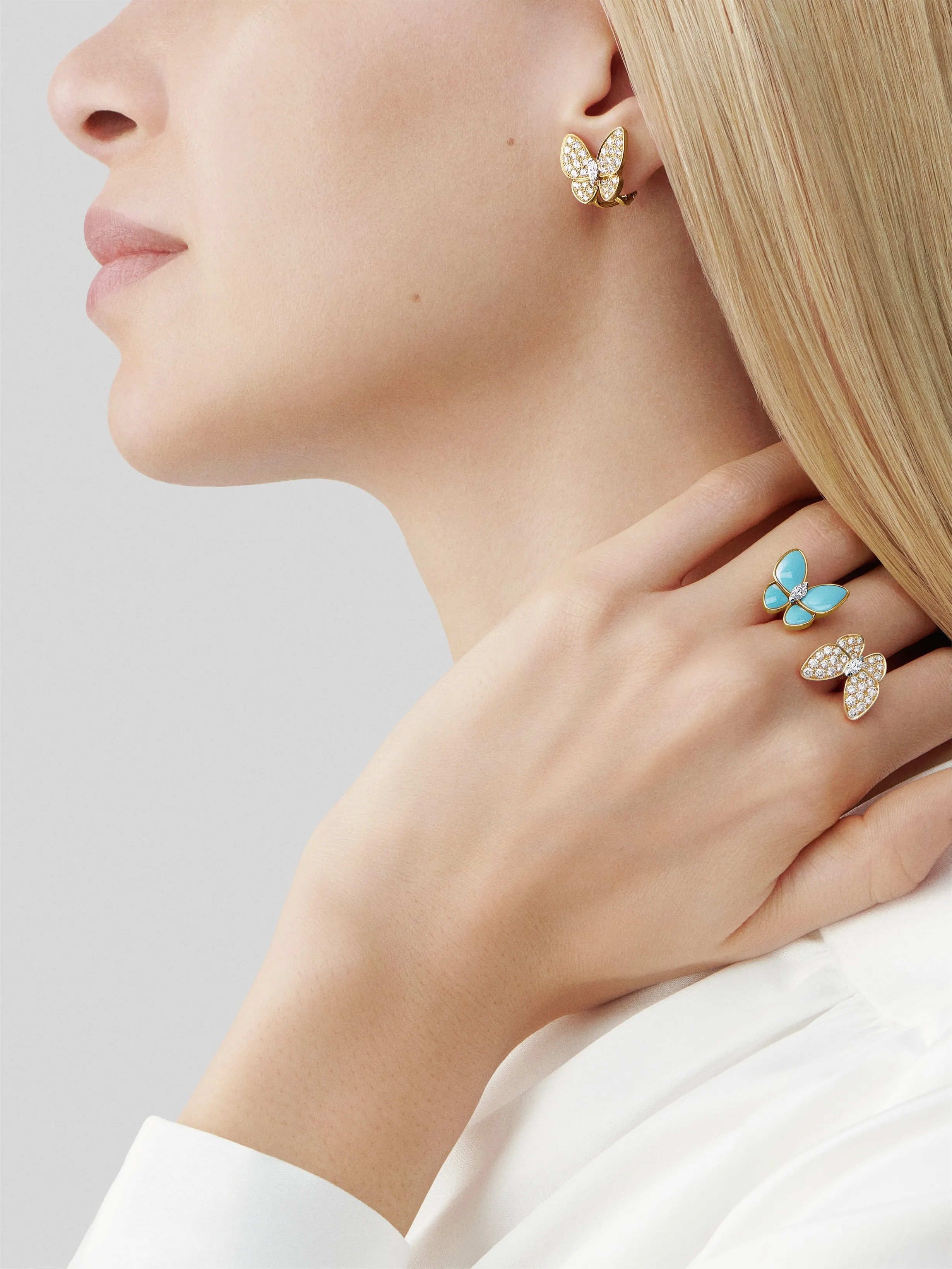 Two Butterfly Between the Finger ring yellow gold, Diamond