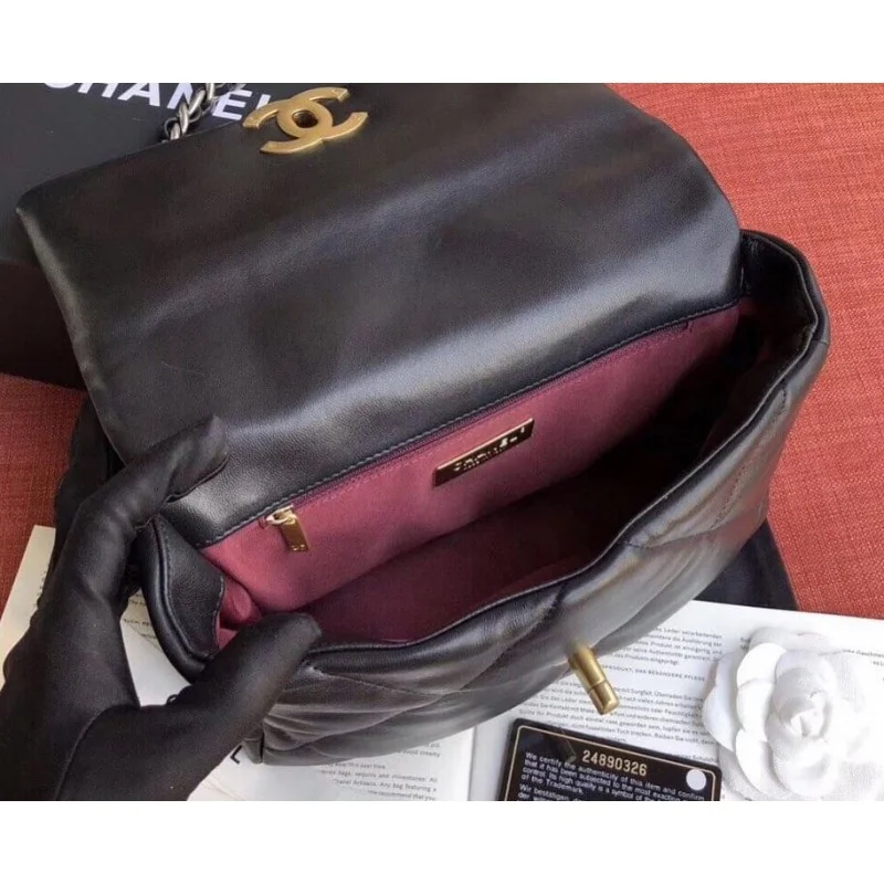 Chanel 19 Lambskin Flap Bag As1160