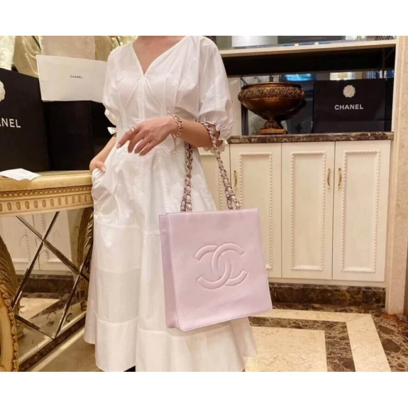 Chanel Shiny Aged Calfskin Shopping Bag As1945