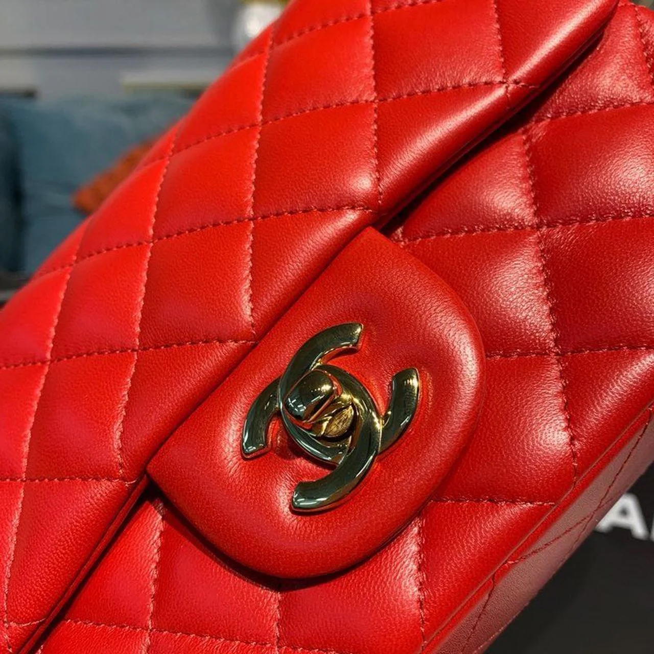 Chanel Mini Flap Bag Red For Women, Women’s Bags, Women’s Bag, Shoulder And Crossbody 7.8in/20cm A69900